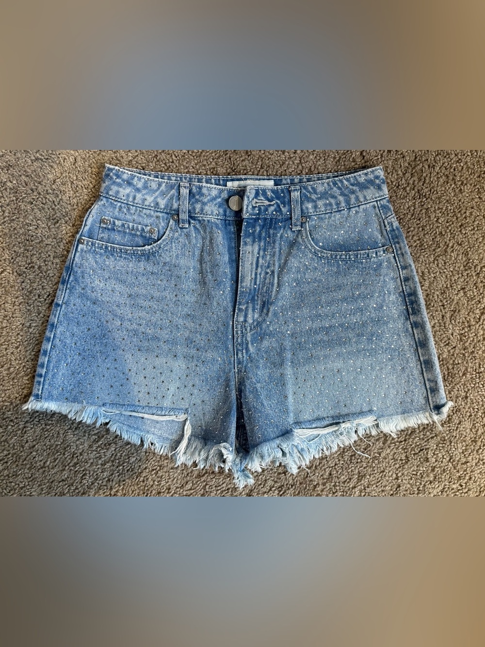 NWOT Women’s High Rise Rhinestone Studded Denim Shorts Size 27/7